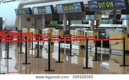 Wuhan China, Tianhe  - September 10, 2018: Counter Check-in At Wuhan Tianhe International Airport .