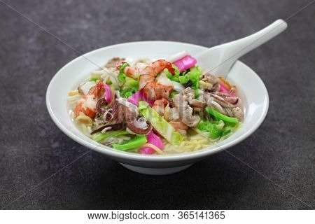 Nagasaki champon noodle soup, Japanese ramen dish
