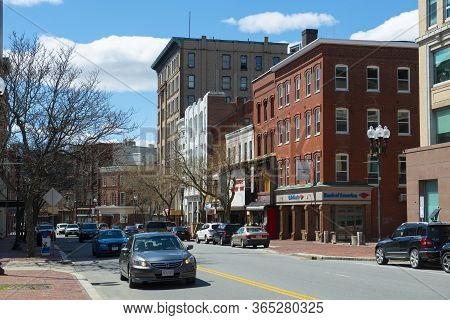 Lawrence, Ma, Usa - Apr. 24, 2019: Historic Comercial Buildings On Essex Street Between Appleton Str