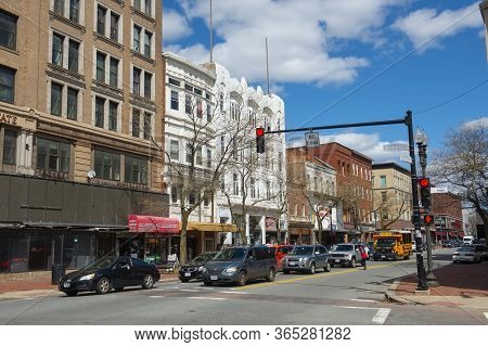 Lawrence, Ma, Usa - Apr. 24, 2019: Historic Comercial Buildings On Essex Street Between Appleton Str