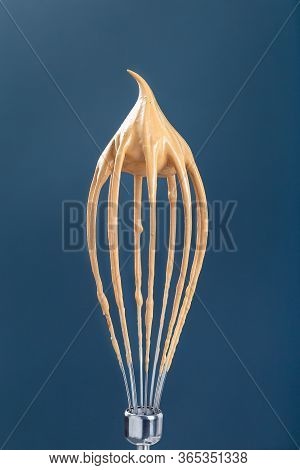 Metal Balloon Whisk With Whipping Instant Coffee Foam For Dalgona Drink,  Vertical