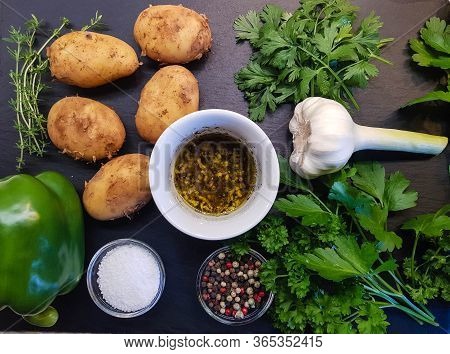 Red And Green Garlic Sauce For Canarian Potatoes