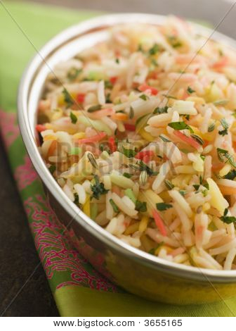 Üç renkli Basmati pilavı