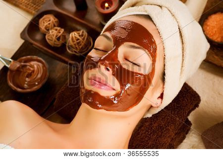 Spa Mask.Facial chokolade Spa maske. Chokolade behandlinger. Skønhed Spa Salon