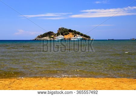 Iztuzu Turtle Coast - Beautiful Long Bay At The Confluence Of The Dalyan River In The Mediterranean 