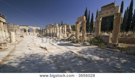 Hierápolis: Main Street