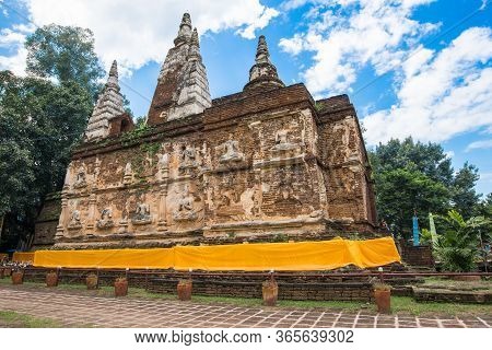 Wat Jed Yod An Iconic Indian Style Viharn With 7 Chedis On Top Located Outskirts Of Chiang Mai Provi
