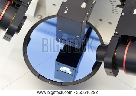 Ellipsometer Tool In A Laboratory. Silicon Wafer Of Purple Color Measure Thickness Of Film On Ellips