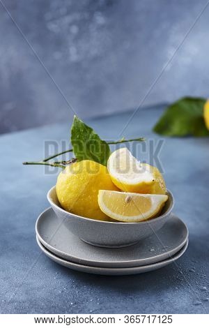 Fresh Sicilians Lemons