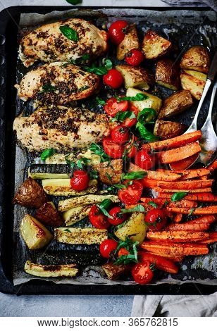 Sheet Pan Chicken And Veggies..style Rustic.selective Focus