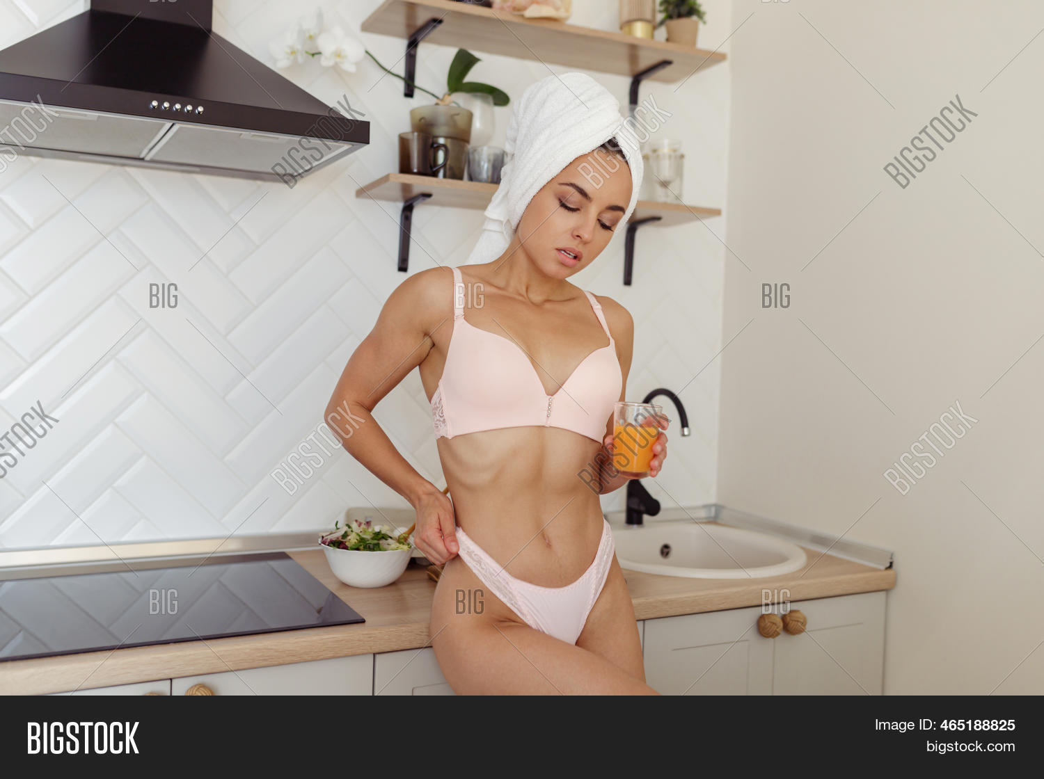 Апельсиновый Сок – Эротические Сцены