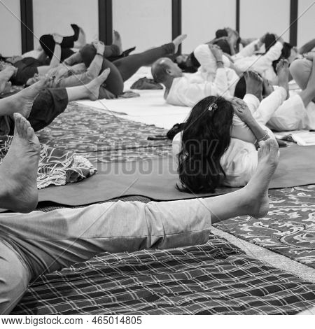 Delhi, India, June 19 2022-group Yoga Exercise Session For People Of Different Age Groups In Balaji
