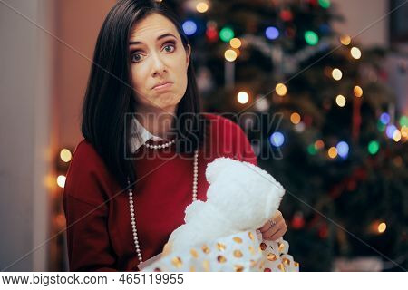 Woman Unhappy With Her Lousy Christmas Gift