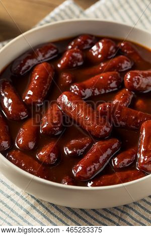 Homemade Bbq Cocktail Weiners In Sauce