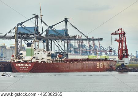 Rotterdam, The Netherlands - Circa 2015: Ms Berge Stahl Being Unloaded In The Port Of Rotterdam. Onc