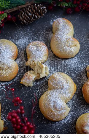 Lussekatter, Sweet Swedish Buns Baked With Saffron