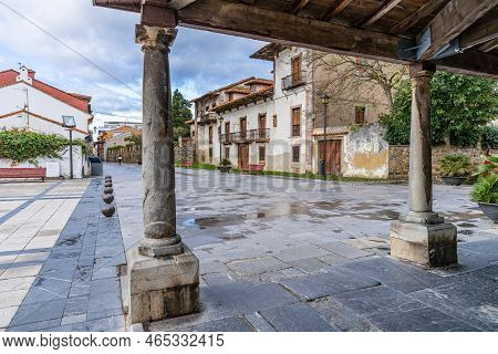 Luanco, Asturias, Spain, October 30, 2022.view Of The Town Of Luanco, Lluancu, In Asturias