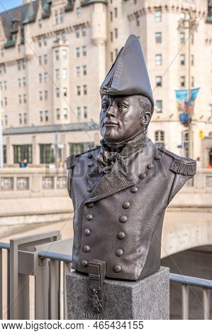 Ottawa, Ontario - October 19, 2022: The Valiants Memorial In Ottawa Which Commemorates Fourteen Figu