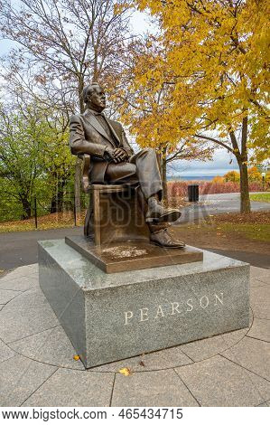 Ottawa, Ontario - October 20, 2022: Statue Of Lester B Pearson On Parliament Hill In Autumn.