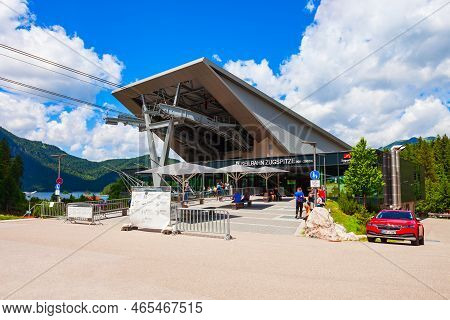 Garmisch-partenkirchen, Germany - July 02, 2021: Station Eibsee Of New Cable Car Seilbahn Zugspitze 