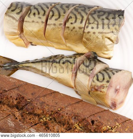 Cold Smoked Chopped Fish And Garlic Bread On A White Plate. View From Above