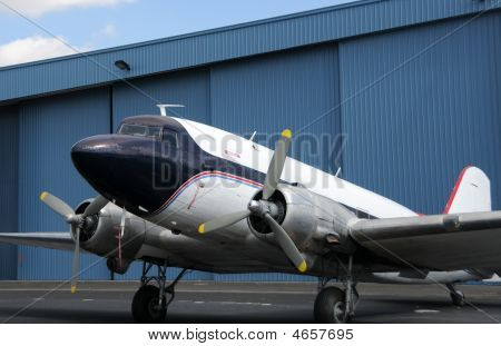 Gammel flyvemaskine