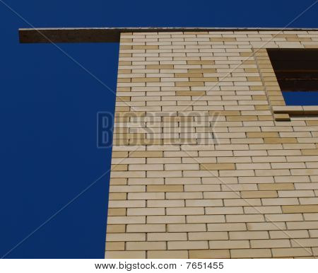 Construction d'un mur de brique