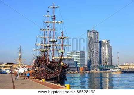 Sailing Ship