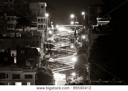 San Francisco Lombard Street at night