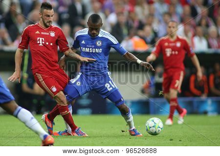MUNICH, GERMANY May 19 2012. Bayern's German defender Diego Contento and Chelsea's Ivory Coast forward Salomon Kalou in action during the 2012 UEFA Champions League Final 
