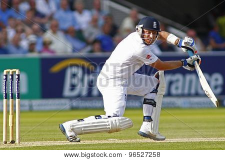 LONDON, ENGLAND. AUGUST 17 2012 England's Ian Bell goes to fifty runs during the third Investec cricket  test match between England and South Africa, at Lords Cricket Ground