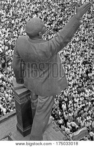 BAKU AZERBAIJAN USSR - MAY 191989:people came to the meeting with the requirements of national independence