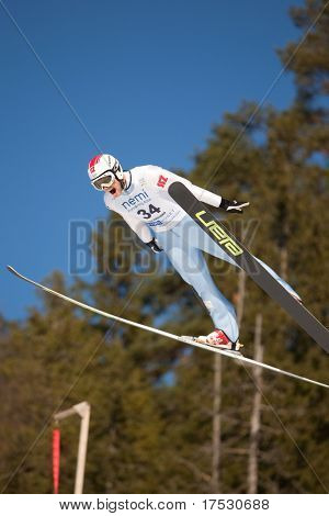 VIKERSUND, Noruega - 13 de marzo: SLAVIK Tomas Checa en el FIS World Cup nórdico combinado el 13 de marzo, 