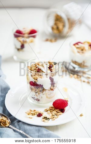 Healthy Energy-boosting Granola And Yogurt Breakfast