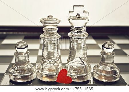 Happy Fathers Day card with king, queen and pawns on chess board