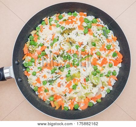 Zeleninove Rizoto In A Pan