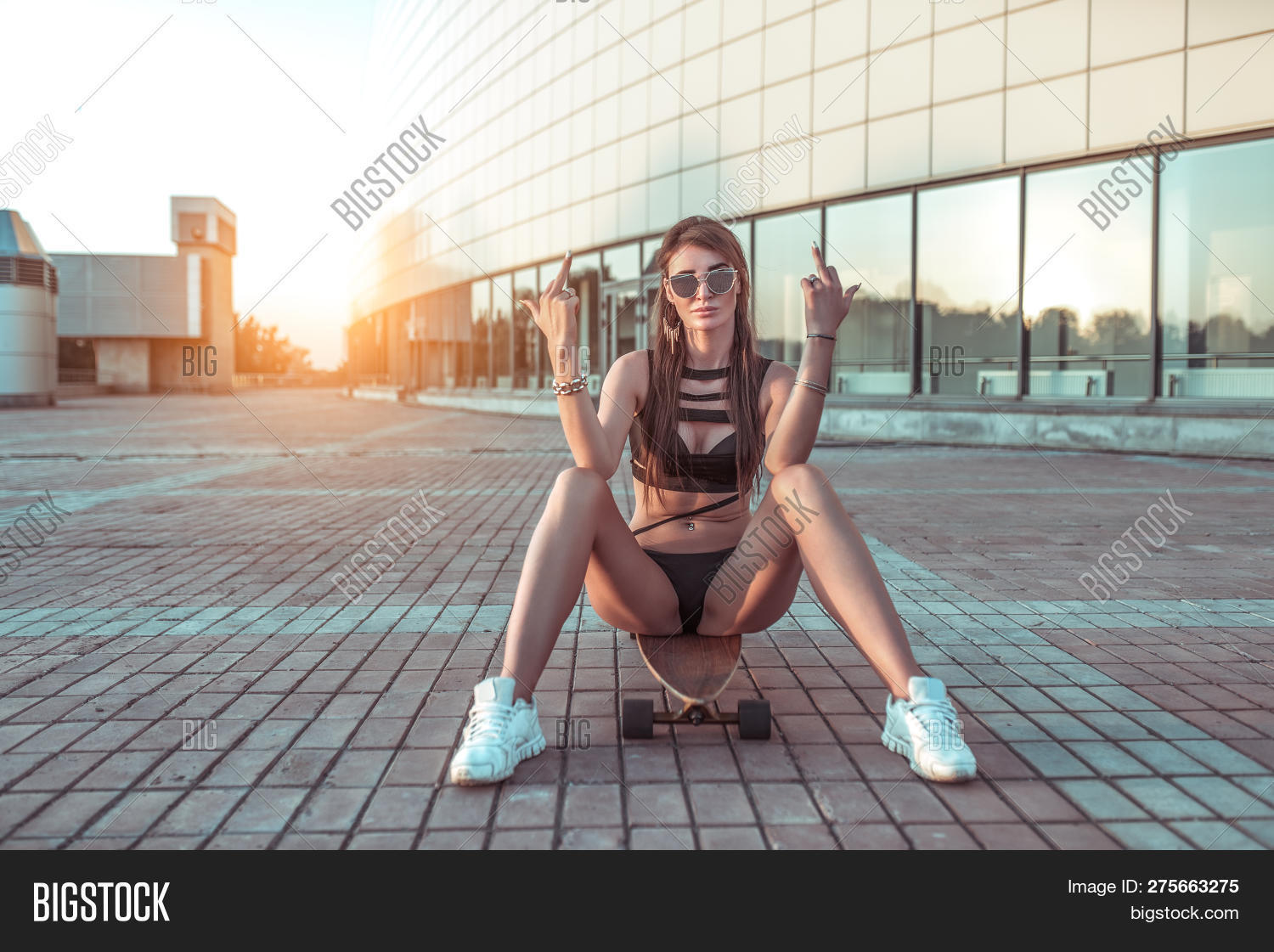 middle finger skateboard