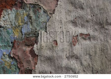 Pintado parede desarrumado com bolacha e arruinado