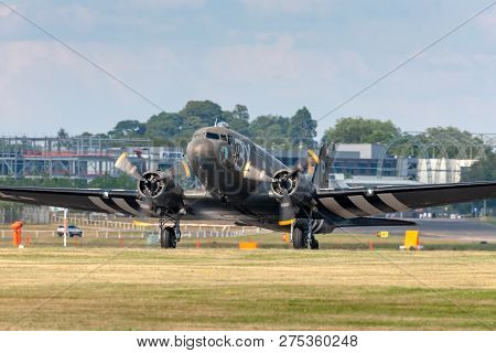 Farnborough, Uk - July 20, 2014: Vintage World War Ii Douglas C-47 (dc-3) Transport Aircraft With D-