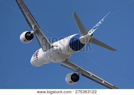 Farnborough, Uk - July 16, 2014: Airbus A350-941 Commercial Aircraft With A Hybrid Airbus/qatar Airw