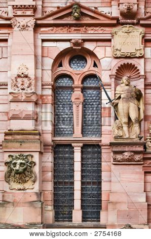 Finestra nel castello di Heidelberg, Germania