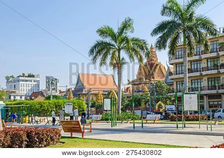 Phnom Penh, Cambodia - April 9, 2018: Preah Sisowath Quay - The Boulevard Running Along The Banks Of