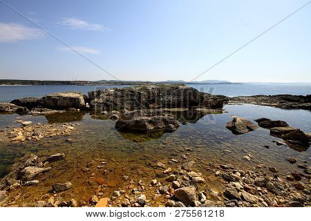 A Rocky Area By The Sea Istanbul, Turkey
