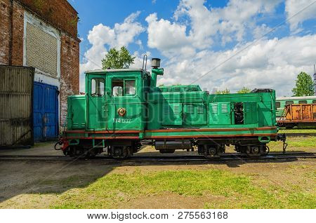 Tu4 Diesel Locomotive Near The Depot