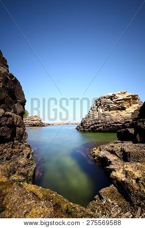 A Rocky Area By The Sea Istanbul, Turkey
