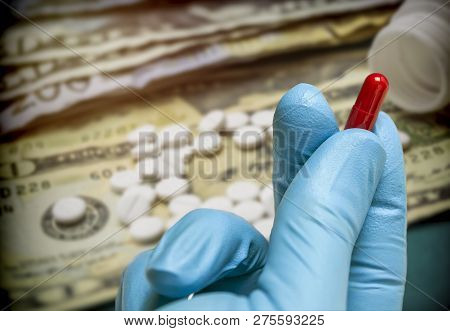 Doctor Supports Capsule, Conceptual Image Sanitary Copayment