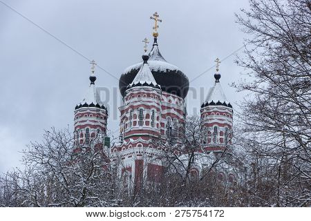 Feofaniya Is A Park Located In The Historical Neighborhood Of Kiev. The Orthodox Cathedral Towers Un