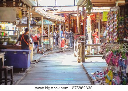 Chonburi/thailand - June 17 2017:unacquainted Thai People Walking In Pattaya Floating Market.chonbur