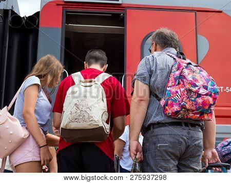 Voronezh, Russia - August 05, 2018: Passengers Waiting For Landing At The Open Door Of A Railway Car