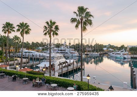 Nassau, Bahamas - December 02 2015: Sunset View With Yachts Moored At The Atlantis Marina On Paradis